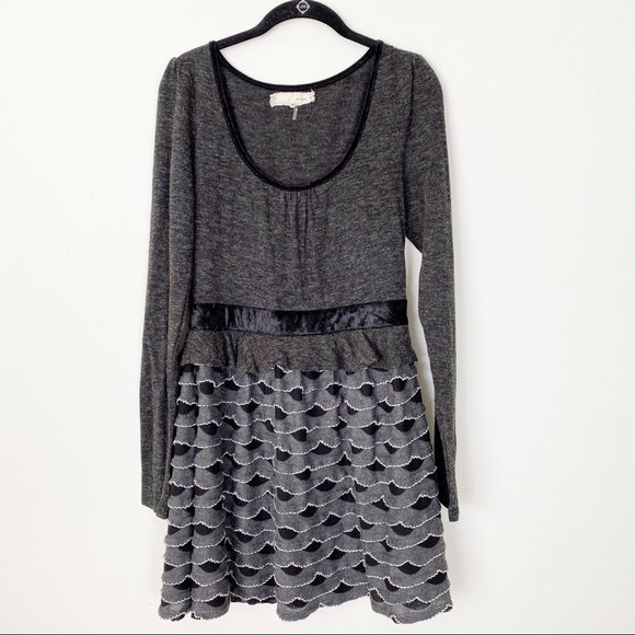 A’REVE Grey Ruffle Knit Bohemian Sweater Dress Medium Career Casual Dressy - Picture 2 of 7